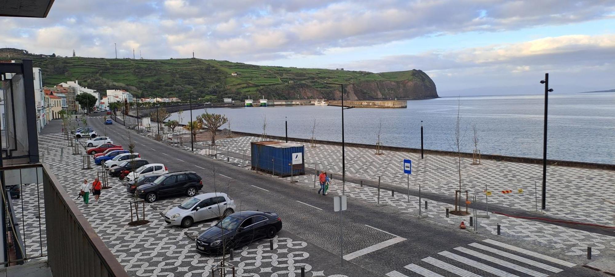 Avenida - Al 1798 Horta (Azores)